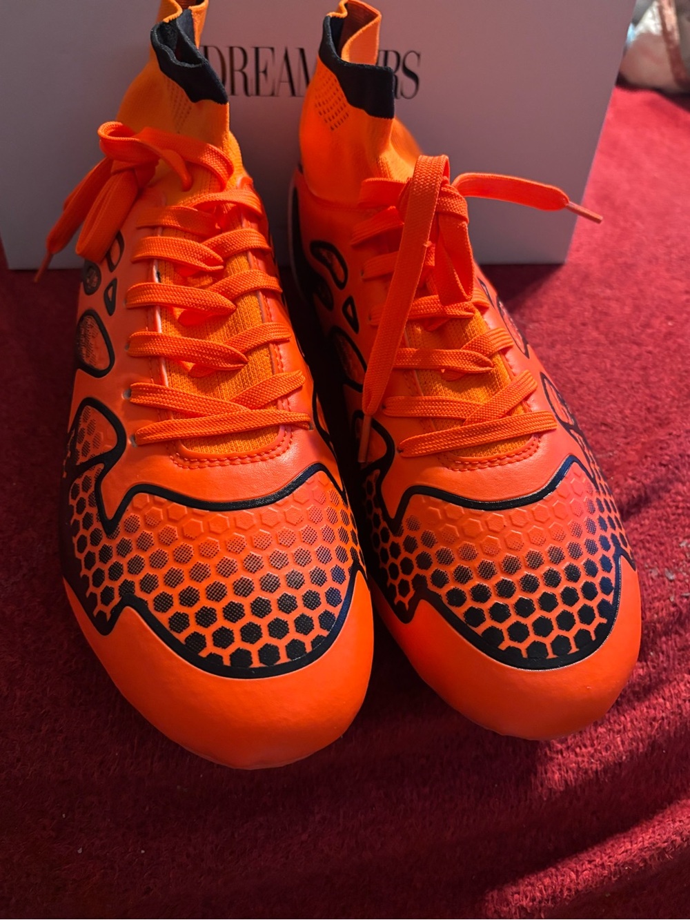 Dream Pair Bright Orange Men’s Football Soccer Cleats - size 12 New